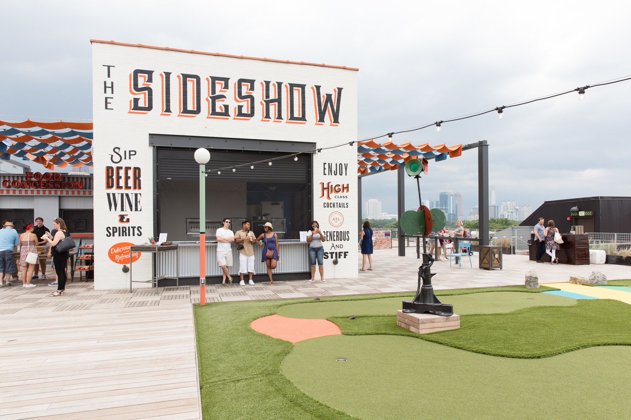 Atlanta Skyline Park Sideshow