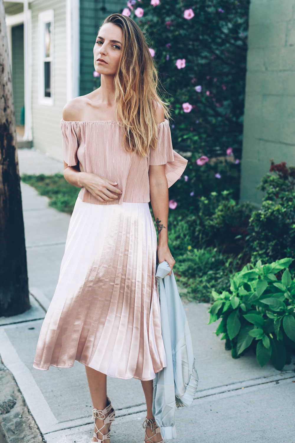 missguided-rose-gold-pleated-midi-skirt-prosecco-and-plaid.jpg